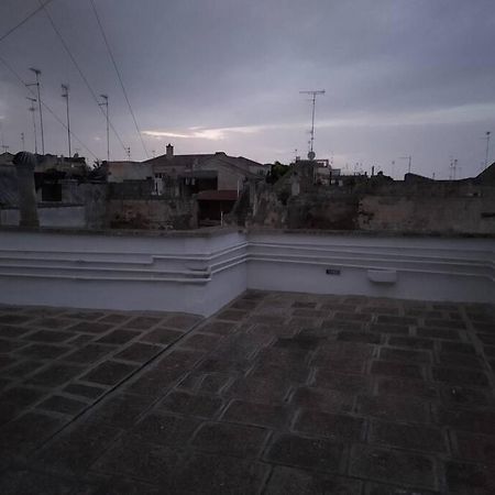 Appartamento In Pieno Centro A Lecce Bagian luar foto